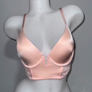 Victoria’s Secret very sexy plunge bra